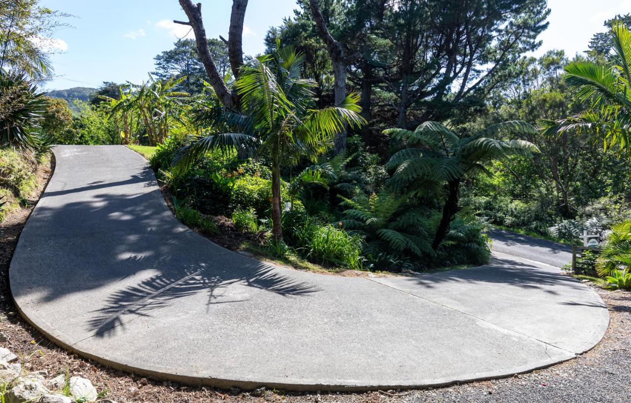 Aotea Lodge Great Barrier Tryphena Exterior foto