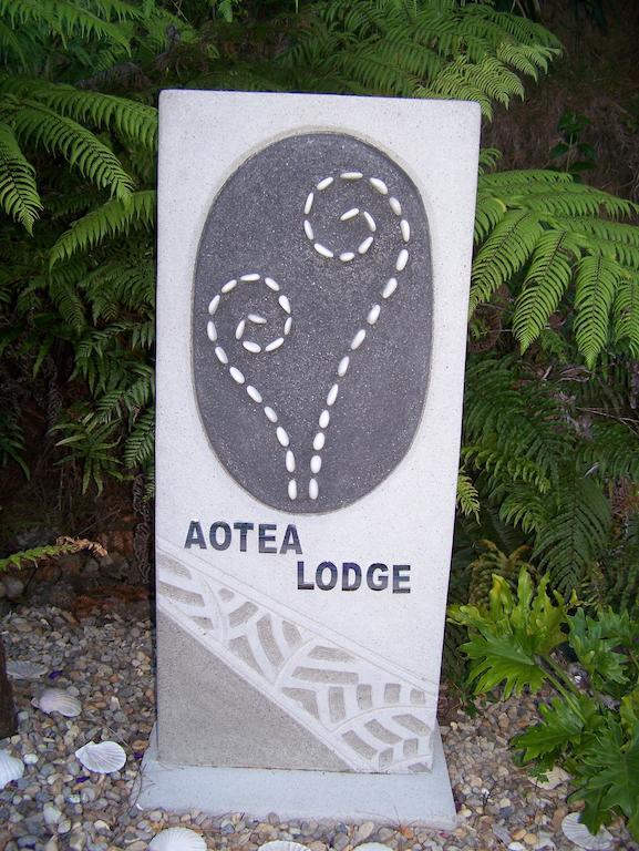 Aotea Lodge Great Barrier Tryphena Exterior foto